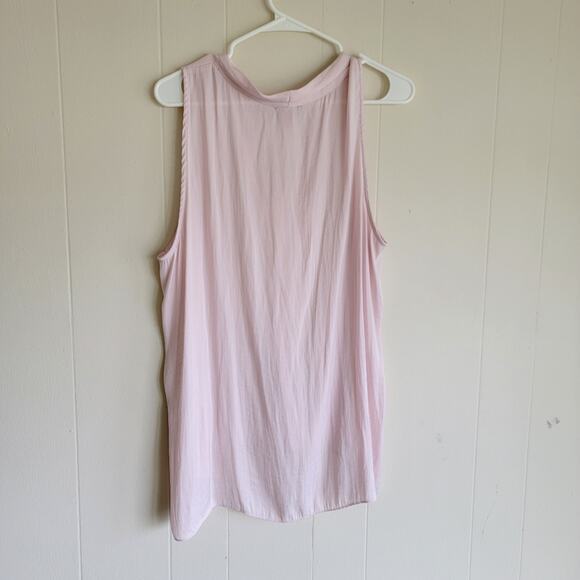 Vince Camuto Light Pink V-Neck Tank Top - Picture 2 of 3
